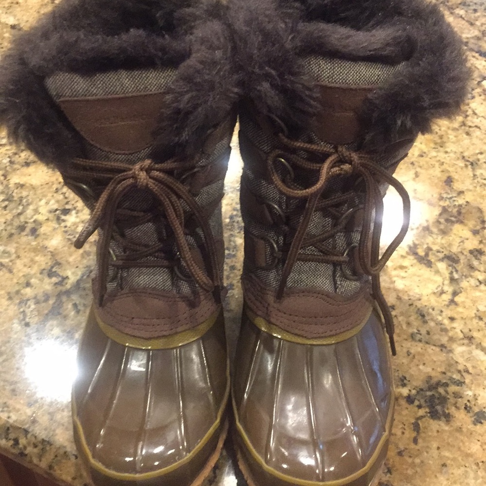 G.H. Bass & Co. Brown and Gray Winter Boots